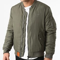 Meilleur prix 💯 Veste Bomber Original Vert Kaki de Bombers Original 🎉 6 Meilleur prix 💯 Veste Bomber Original Vert Kaki de Bombers Original 🎉 -Tenue De Sport Soldes bombers original 292232 ORIGINAL MEN KAKI 20211119T145326 03