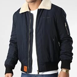 Offres 🧨 Veste Bomber Versmold Bleu Marine de Bombers Original 🧨 -Tenue De Sport Soldes bombers original 327293 VERSMOLD MEN NAVY 20221121T152155 03