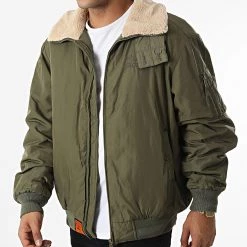 Les meilleures critiques de ✔️ Veste Bomber Bombardier Col Mouton Vert Kaki de Bombers Original 🔥 -Tenue De Sport Soldes bombers original 331255 BOMBARDIER MEN KAKI 20220811T144658 03