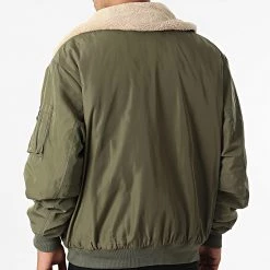 Les meilleures critiques de ✔️ Veste Bomber Bombardier Col Mouton Vert Kaki de Bombers Original 🔥 -Tenue De Sport Soldes bombers original 331255 BOMBARDIER MEN KAKI 20220811T144659 04