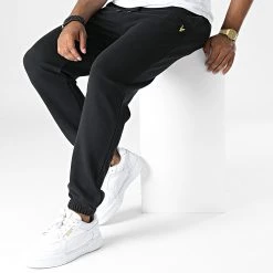 Le moins cher ⭐ Pantalon Jogging ML720VOG Noir de Lyle And Scott ❤️ -Tenue De Sport Soldes lyle and scott 327829 ML720VOG JET BLACK 20220715T094226 03