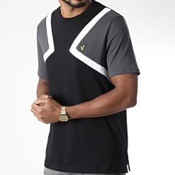 Les meilleures critiques de ⌛ Tee 👚 Shirt Striped Noir de Lyle And Scott ✨ -Tenue De Sport Soldes lyle and scott 339046 TS1707V JET BLACK 20221020T154730 03