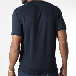 Offres 🎁 Tee 👕 Shirt Core Raglan Bleu Marine de Lyle And Scott 🛒 7 Offres 🎁 Tee 👕 Shirt Core Raglan Bleu Marine de Lyle And Scott 🛒 -Tenue De Sport Soldes lyle and scott 343052 TS1270SPC DARK NAVY 20221021T152214 04