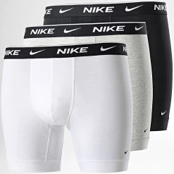 Les meilleures critiques de 🥰 Lot De 3 Boxers Everyday Cotton Stretch KE1007 Noir Blanc Gris Chiné de Nike 🎉