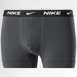 Vente flash 😉 Lot De 3 Boxers Every Cotton Stretch KE1008 Gris Anthracite Bordeaux Blanc de Nike ⭐ -Tenue De Sport Soldes nike 309532 KE1008 2NF 20220322T085619 03