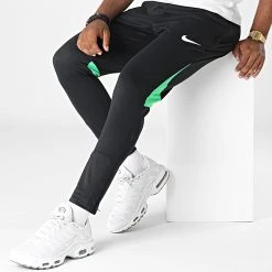 Grosses soldes ⌛ Pantalon Jogging Dri-FIT Noir de Nike 👏 6 Grosses soldes ⌛ Pantalon Jogging Dri-FIT Noir de Nike 👏 -Tenue De Sport Soldes nike 330329 DH9240 011 20220810T163956 03