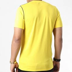 Offres 👍 Tee 👕 Shirt Dri-FIT Jaune de Nike 😀 -Tenue De Sport Soldes nike 337748 BV6883 719 20220921T154031 04