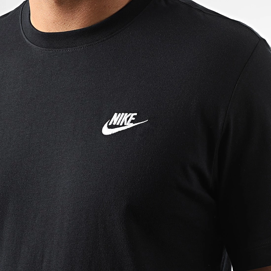 Offres 🎉 Tee 👕 Shirt Classic Logo Noir de Nike ⭐ 2 Offres 🎉 Tee 👕 Shirt Classic Logo Noir de Nike ⭐ – Image 2