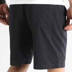 Top 10 🎉 Short Jogging Classic Logo Noir de Nike 😀 -Tenue De Sport Soldes nike 340658 BV2772 010 20220927T135212 04