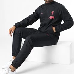 Vente flash 🎁 Ensemble De Survetement Liverpool FC DN2884 Noir de Nike 🎁