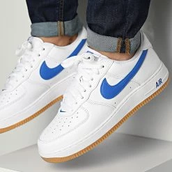 Meilleure affaire ❤️ Baskets Air Force 1 Low Retro DJ3911 White Royal Blue Gum Yellow de Nike ✔️