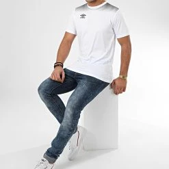 Coupon 😀 Tee 👕 Shirt Print Jersey 647670-60 Blanc de Umbro 😉 -Tenue De Sport Soldes umbro 207345 647670 60 32 20191227T110830 04