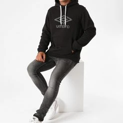 Meilleure vente ⌛ Sweat Capuche 806990 Noir de Umbro 🥰 -Tenue De Sport Soldes umbro 230012 806990 60 8 20200901T175917 03