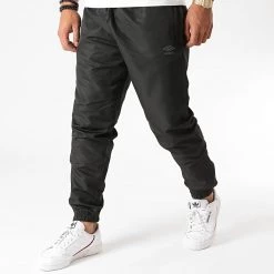 Page de garde 5 Nouveau ✔️ Pantalon Jogging 806190-60 Noir de Umbro 👍