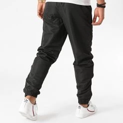 Nouveau ✔️ Pantalon Jogging 806190-60 Noir de Umbro 👍 -Tenue De Sport Soldes umbro 230017 806190 60 8 20200907T170847 04