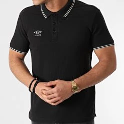 Meilleur prix 👏 Polo Manches Courtes 806450-60 Noir de Umbro 🌟 -Tenue De Sport Soldes umbro 247116 806450 60 81 20210119T144550 03