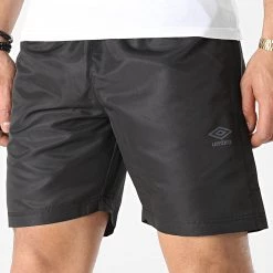 Meilleur prix 😍 Short Jogging 484500-60 Noir de Umbro 🔔