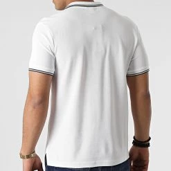 Tout neuf ✔️ Polo Manches Courtes 802210 Blanc de Umbro 😍 -Tenue De Sport Soldes umbro 297814 802210 60 3 20220117T120624 04