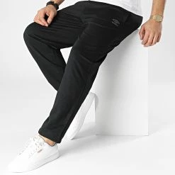 Budget 🧨 Pantalon Jogging 771840-60 Noir de Umbro ✨ -Tenue De Sport Soldes umbro 300440 771840 60 81 20220203T154742 03
