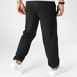 Budget 🧨 Pantalon Jogging 771840-60 Noir de Umbro ✨ -Tenue De Sport Soldes umbro 300440 771840 60 81 20220203T154743 04