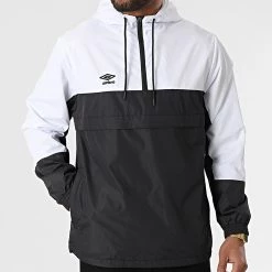 Meilleure affaire 💯 Coupe-Vent 891480-60 Noir Blanc de Umbro ✨ -Tenue De Sport Soldes umbro 300445 891480 60 33 20220203T160944 03