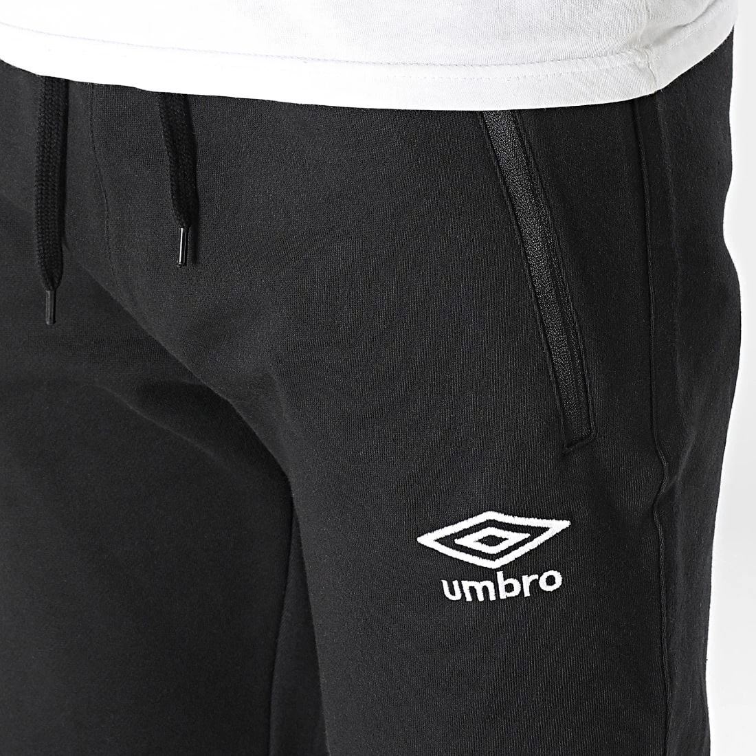 De gros 👏 Pantalon Jogging 802080-60 Noir de Umbro ⭐ 2 De gros 👏 Pantalon Jogging 802080-60 Noir de Umbro ⭐ – Image 2