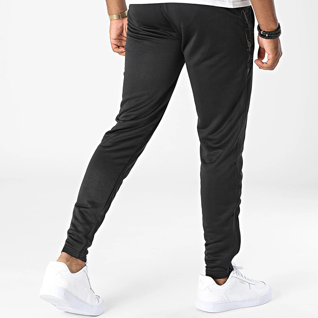 Meilleure affaire 🤩 Pantalon Jogging 908330-60 Noir de Umbro 🤩 4 Meilleure affaire 🤩 Pantalon Jogging 908330-60 Noir de Umbro 🤩 – Image 4