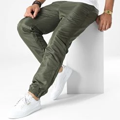 Sortie 🌟 Pantalon Jogging 806190-60 Vert Kaki de Umbro 💯 -Tenue De Sport Soldes umbro 333994 806190 60 20 20220829T155011 03