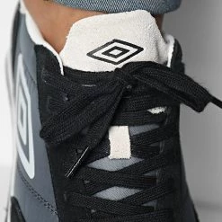 Meilleure affaire 🤩 Baskets Karts Net 849010 Noir Gris Foncé de Umbro ❤️ -Tenue De Sport Soldes umbro 334272 849010 60 84 20220830T153049 03