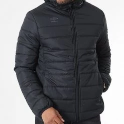 Le moins cher 👏 Doudoune Capuche 667980-60 Noir de Umbro 💯 -Tenue De Sport Soldes umbro 341477 667980 60 81 20221013T155554 03