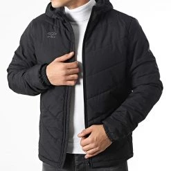 Nouveau 👏 Veste Zippée Capuche 908830-60 Noir de Umbro ⌛