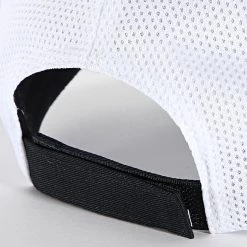 Meilleur prix 👍 Casquette Trucker Griffon Noir Blanc de Y et W ✨ -Tenue De Sport Soldes y et w 345057 CAP GRIFFON BLK WHT 20221116T155721 03