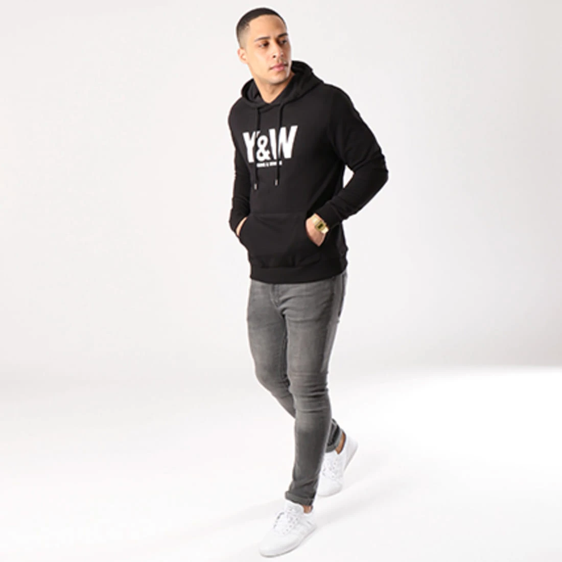 Grosses soldes 😉 Sweat Capuche Classic Logo Noir de Y et W 🧨 2 Grosses soldes 😉 Sweat Capuche Classic Logo Noir de Y et W 🧨 – Image 2